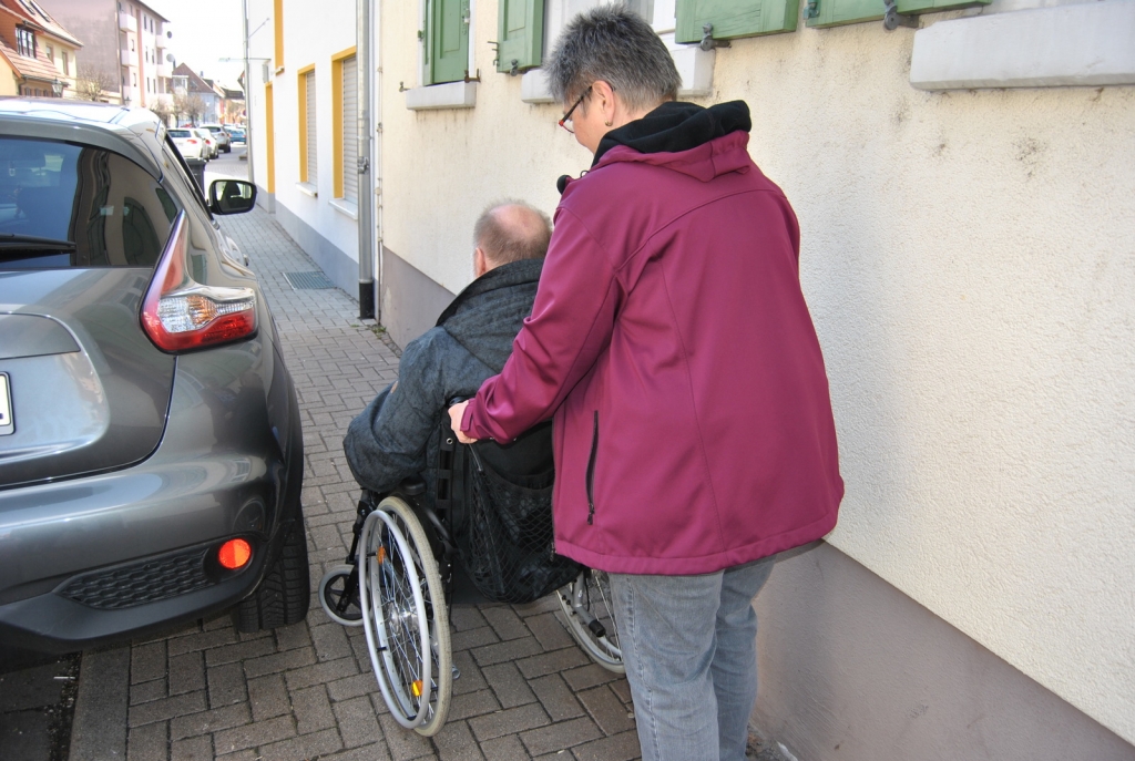 Gehweg parken.JPG