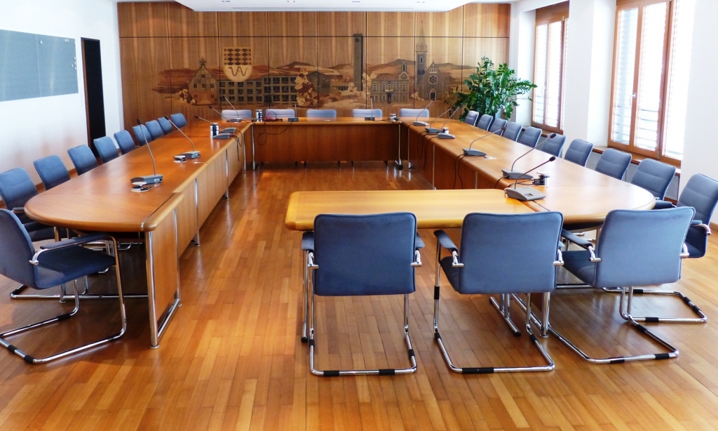 Der leere Roland-Seidel-Saal (Ratssaal)