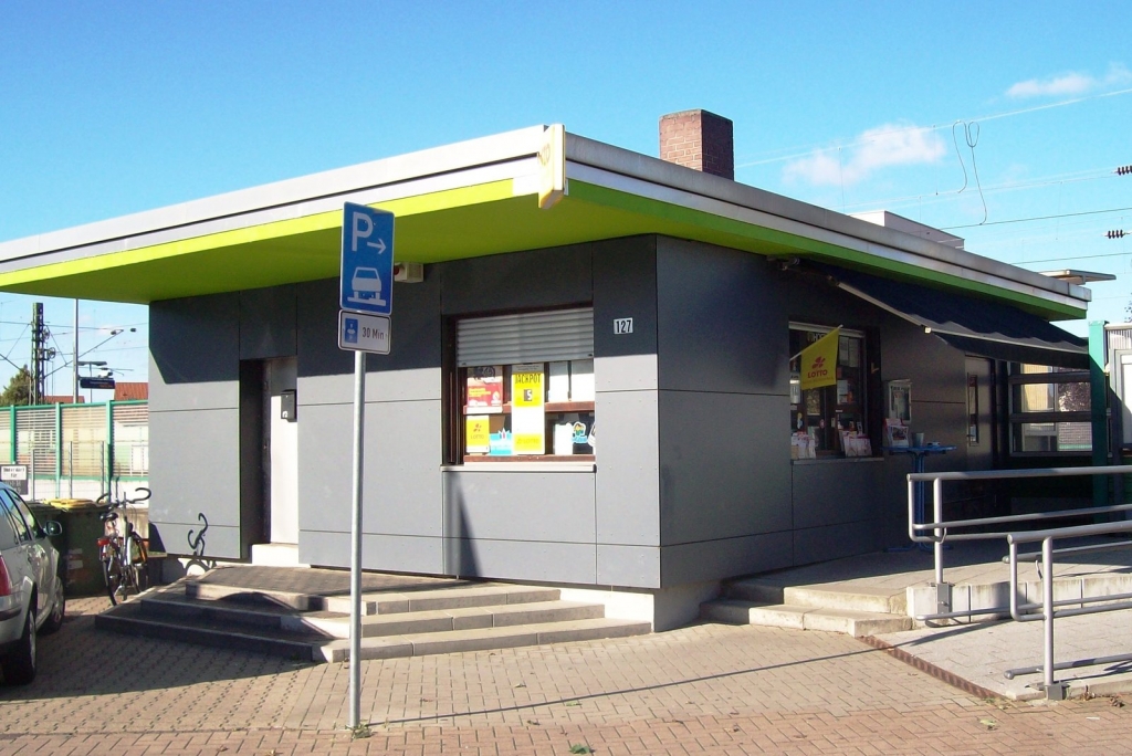 Bahnhofskiosk Außenansicht