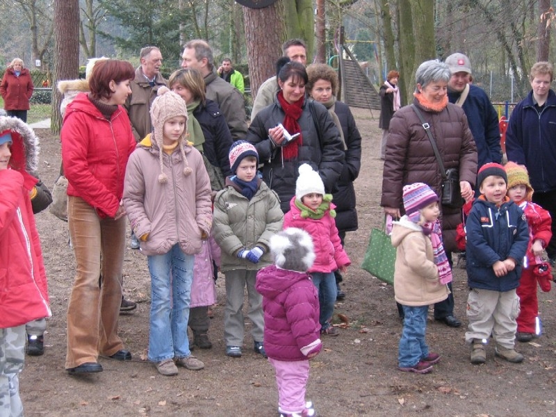 Spendabler Osterhase beschenkte viele Kinder 2