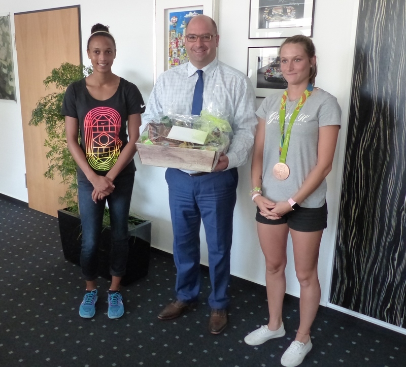 Malaika Mihambo, Bürgermeister Jens Geiß, Cécile Pieper