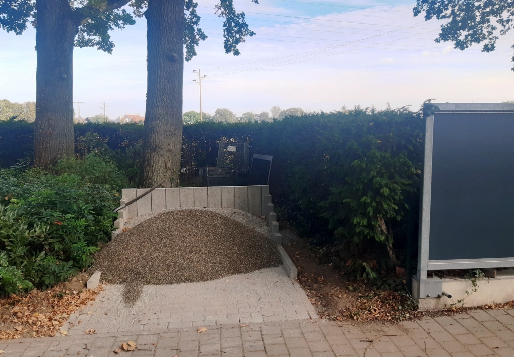 Auf dem Friedhof wird jetzt kostenlos Split zur Verfügung gestellt.