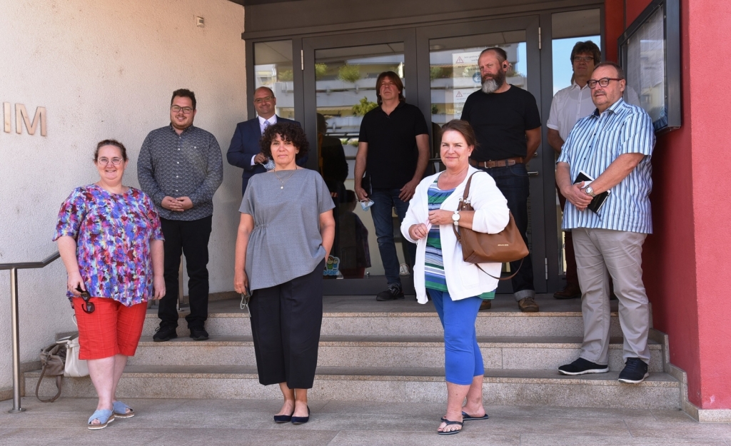 IG Gewerbepark zu Besuch beim Bürgermeister. Bild vlnr: Carmen Kurz-Ketter, Denis Müller, Bürgermeister Jens Geiß, Nicole Schuster, Holger Höfs, Daniela Wurth, Alexander Montag, Ortsbaumeister Ernst Meißner, Bernhard Müller