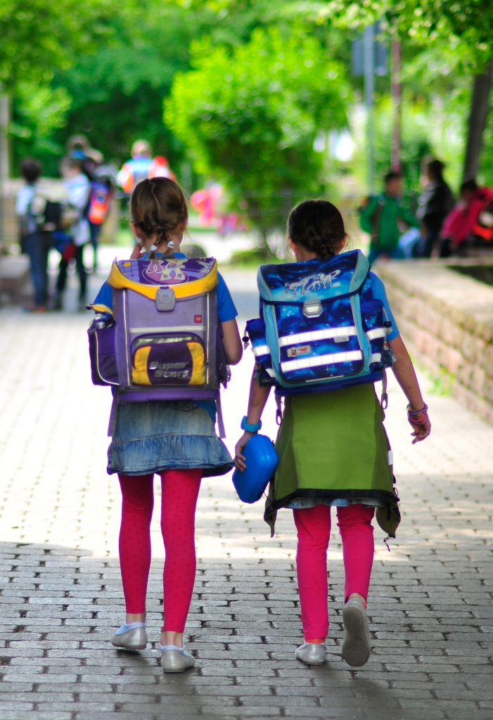 FES - Auf dem Schulweg