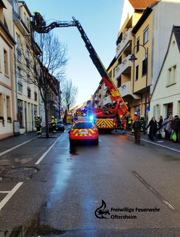 Kellerbrand Schwetzingen 08.12.2017 FFO1.jpeg