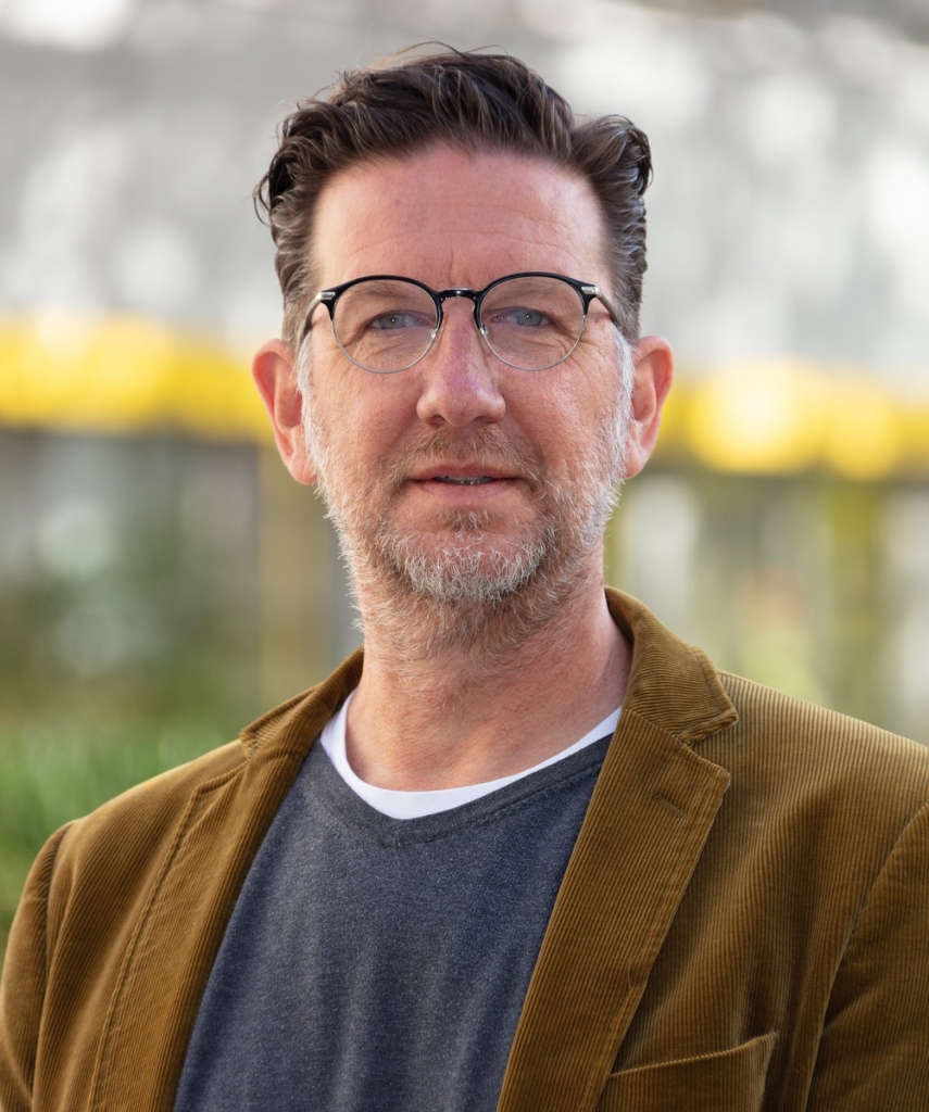 Bildunterzeile (Foto Landratsamt Rhein-Neckar-Kreis): „Die Bindung, Reaktivierung und Neugewinnung von engagierten Menschen sind wichtige Ziele, um das Bürgerschaftliche Engagement im Rhein-Neckar-Kreis zu stärken“, sagt Reinhard Mitschke, der seit Sommer 2022 Beauftragter für Bürgerschaftliches Engagement im Rhein-Neckar-Kreis ist.