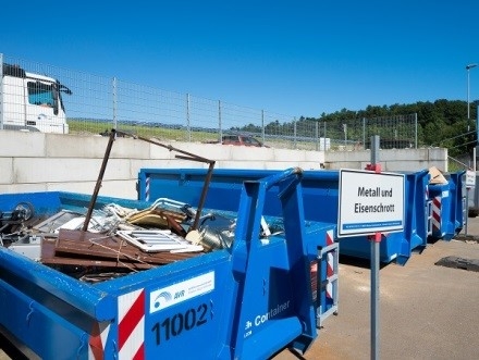 Müllcontainer. Foto: AVR