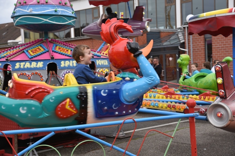 Kerwebild - Kinderflug