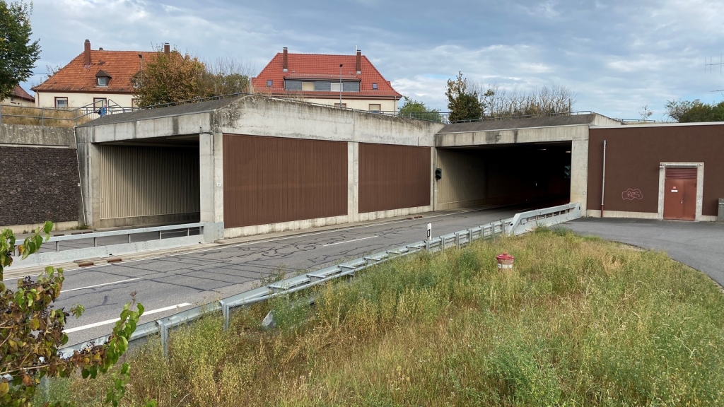 Der Tunnel der Ortsumgehung Schwetzingen wird kurzzeitig gesperrt am 14. Januar. 