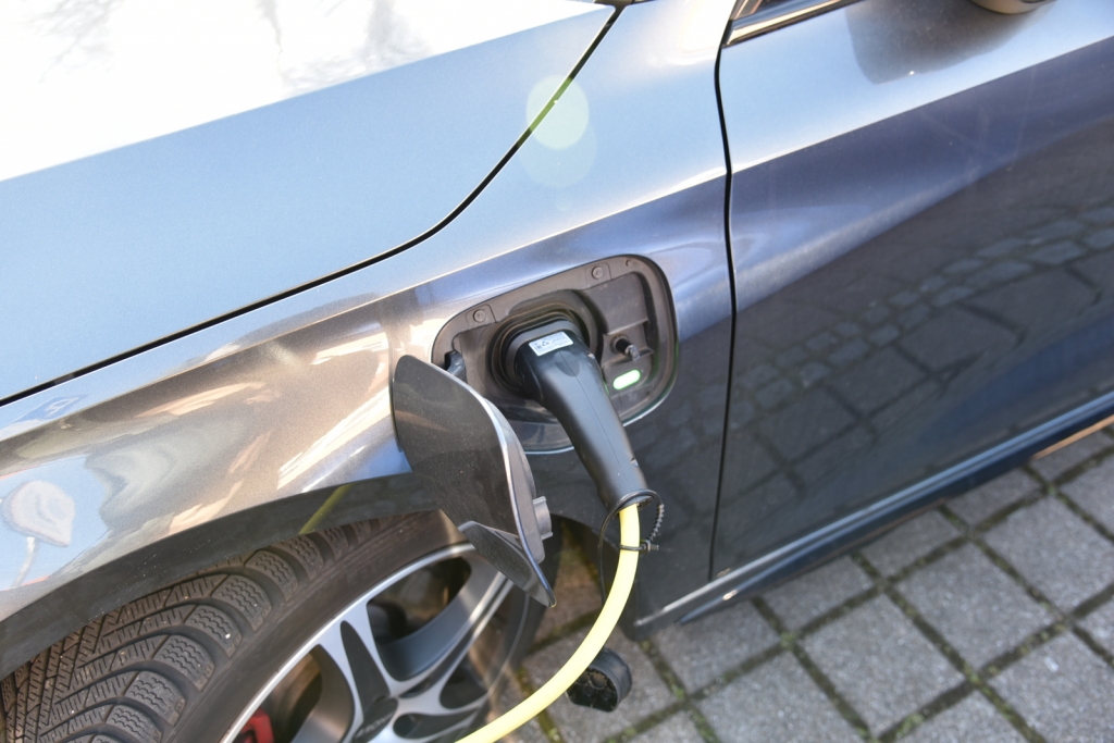 Ladevorgang bei einem E-Auto