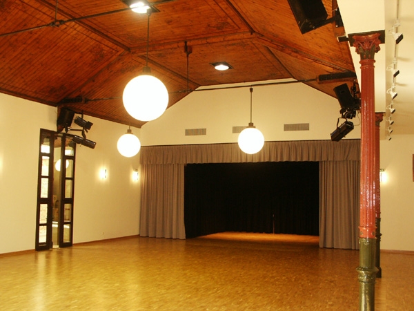 Renovierung Rose-Saal 2004